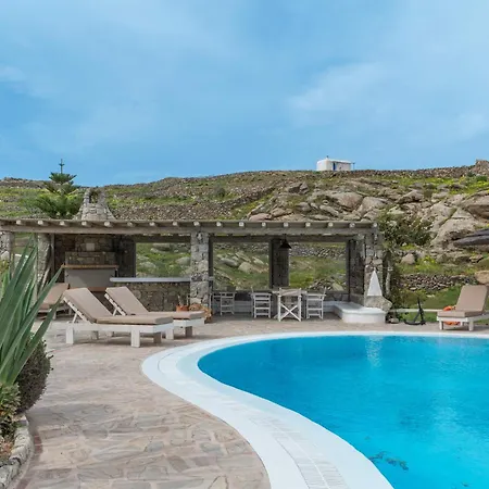 Myconian V Pool Ornósz