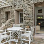 Myconian V Pool Apartment Ornos (Mykonos)