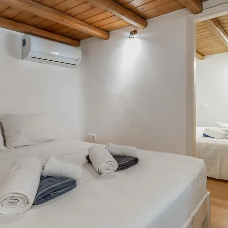 Myconian V Pool Apartment