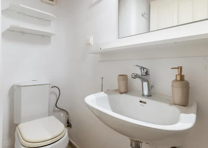 Myconian V Pool * Ornos (Mykonos)